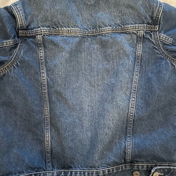 GAP Kids Denim Jean Jacket,Size XL (12) Boys, 100% Cotton. Excellent condition. - Picture 5 of 5